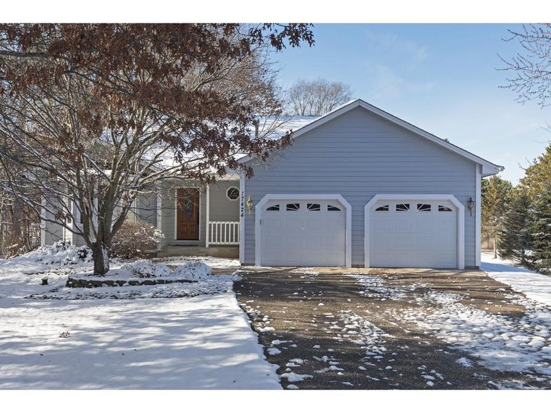 17424 Marigold St NW, Andover, MN 55304