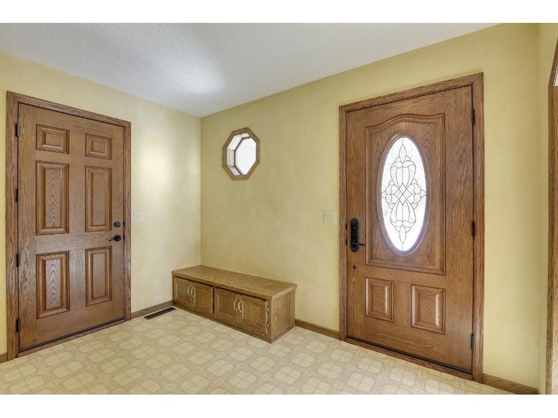 17424 Marigold St NW, Andover, MN 55304
