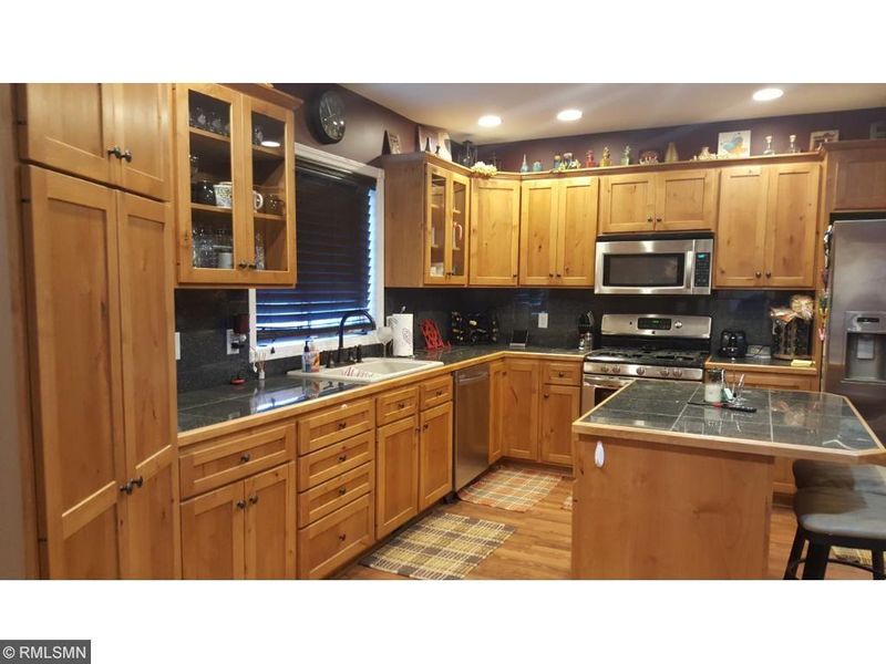 302 N 3rd St, Waverly, MN 55390