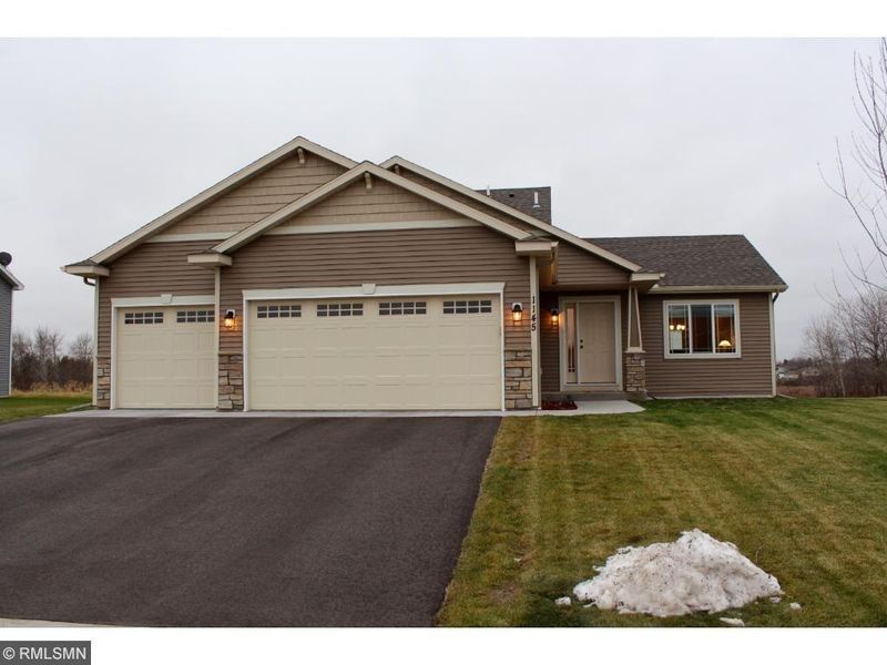 1145 Golf Ct, Foley, MN 56329