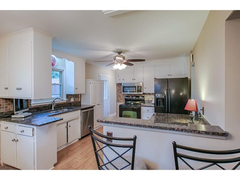 7008 Elliot Ave S, Richfield, MN 55423