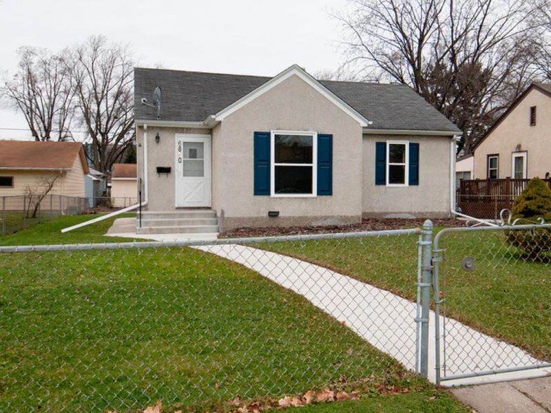 6840 Queen Ave S, Richfield, MN 55423
