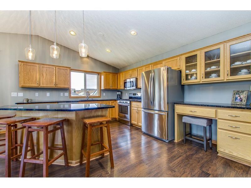 13762 Widgeon Ln, Rogers, MN 55374