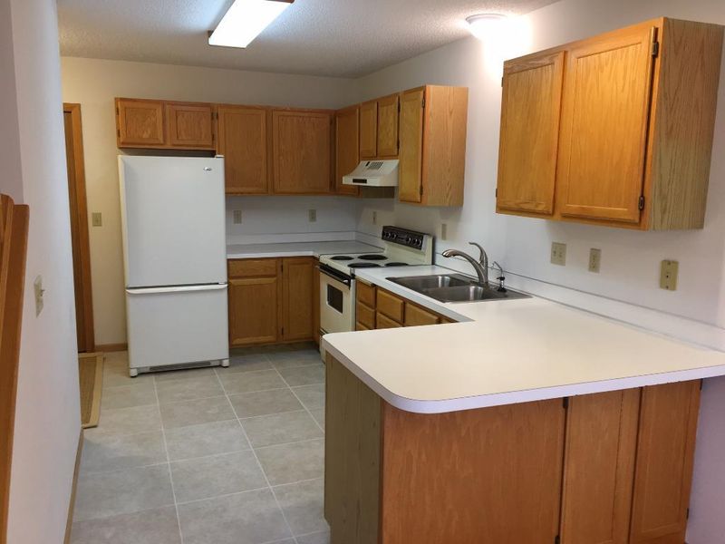 4027 Crystal Cir #108, Shoreview, MN 55126