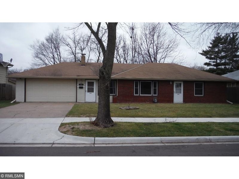 3447 N Halifax Ave N, Robbinsdale, MN 55422