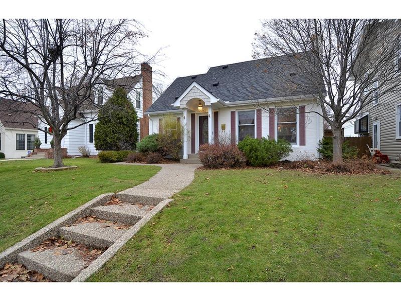 1837 Beechwood Ave, Saint Paul, MN 55116