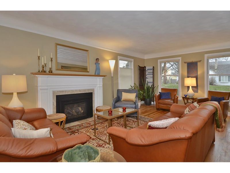1837 Beechwood Ave, Saint Paul, MN 55116