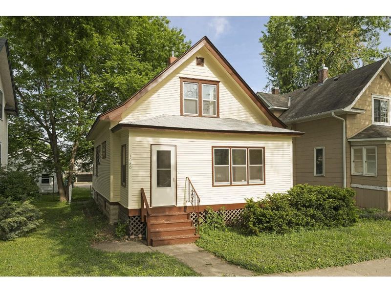 1080 25th Ave SE, Minneapolis, MN 55414