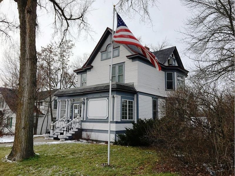 526 Main St S, Sauk Centre, MN 56378
