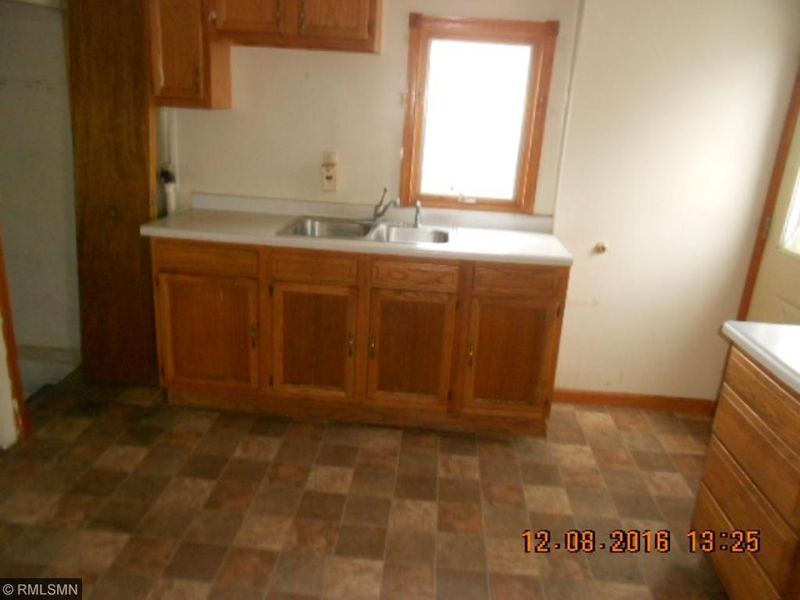 3958 Bryant Ave N, Minneapolis, MN 55412