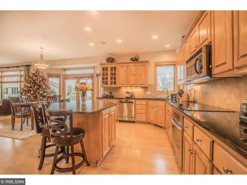 17646 79th Pl N, Maple Grove, MN 55311