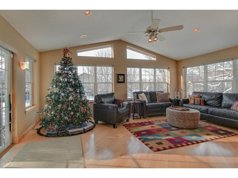 13426 Nevada Ave, Savage, MN 55378