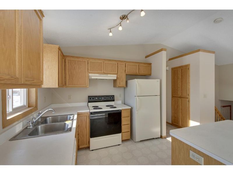 4744 Diamond Dr, Monticello, MN 55362