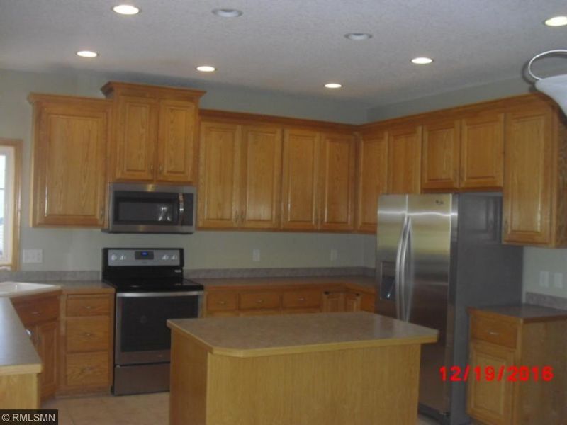 10143 176th Ln NW, Elk River, MN 55330