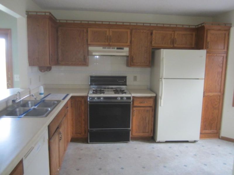 11894 Jonquil St NW, Coon Rapids, MN 55433