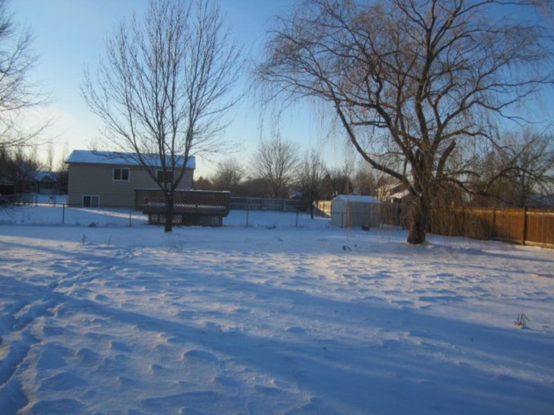 11894 Jonquil St NW, Coon Rapids, MN 55433