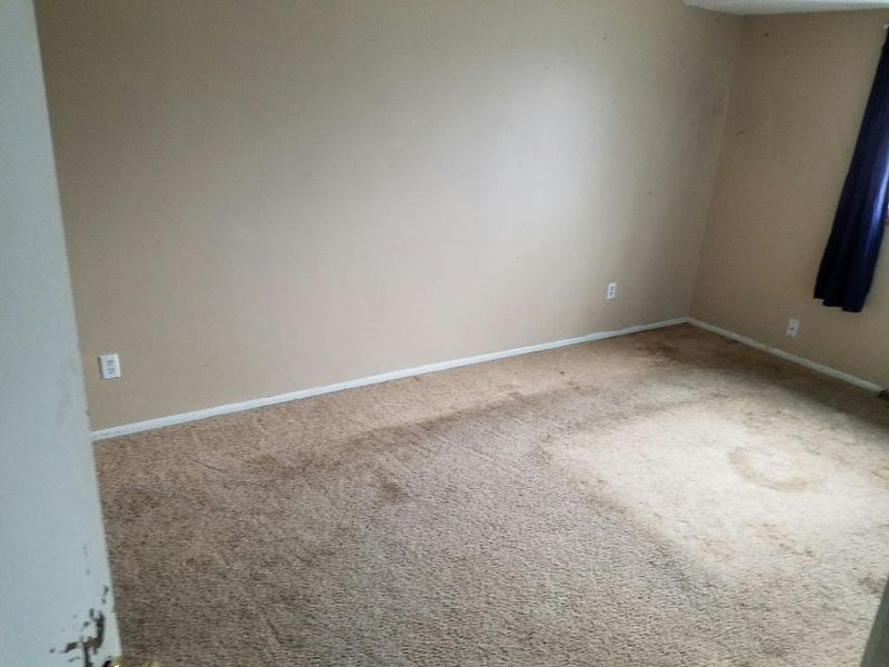 1663 Hickory Ln, Eagan, MN 55122