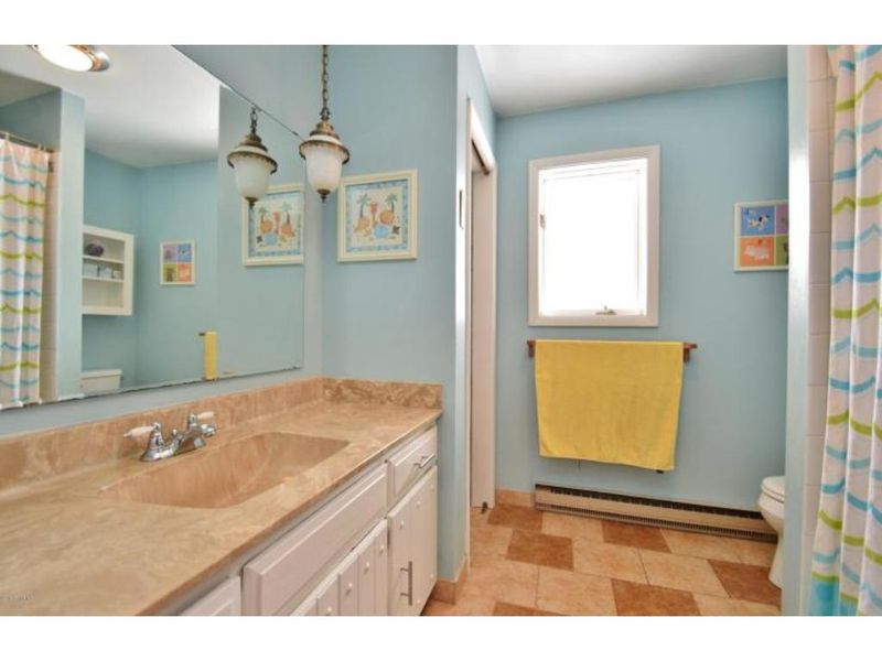 42001 Mcnally Rd, Willow River, MN 55795