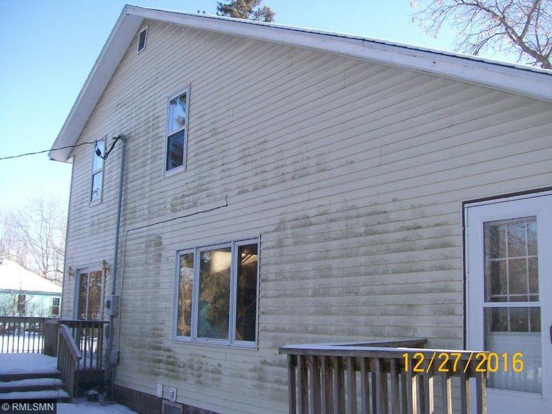 611 Pine St, Crosby, MN 56441