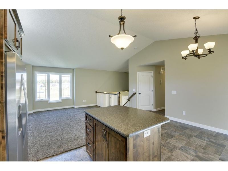25385 11th St W, Zimmerman, MN 55398