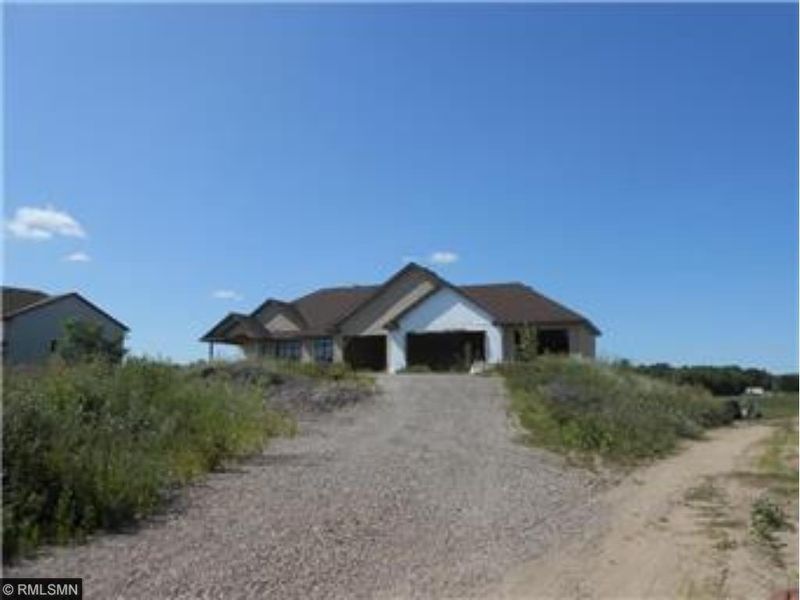 23600 Saddle Ridge Dr, Rogers, MN 55374