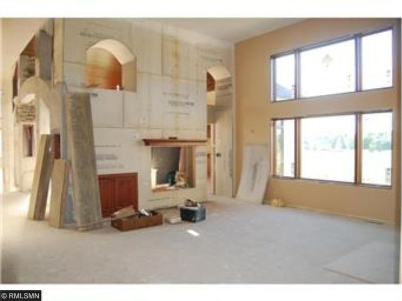 23600 Saddle Ridge Dr, Rogers, MN 55374
