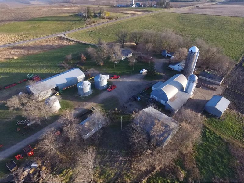927 County Road 5, Annandale, MN 55302