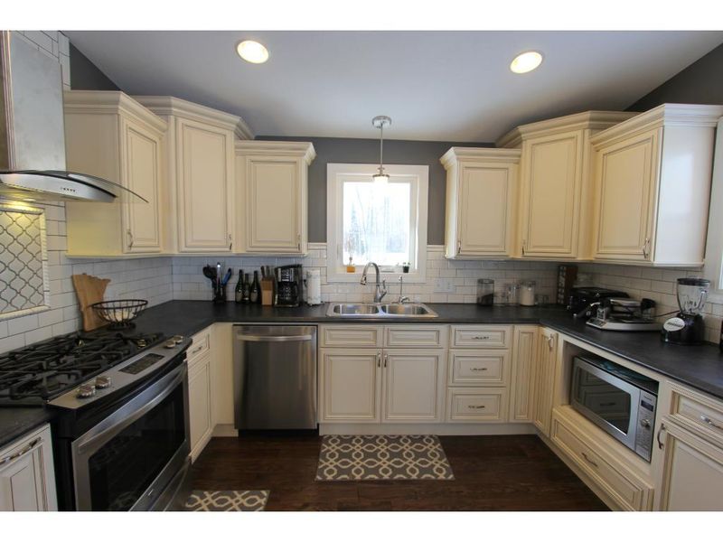 6090 Birchdale Rd, Brainerd, MN 56401