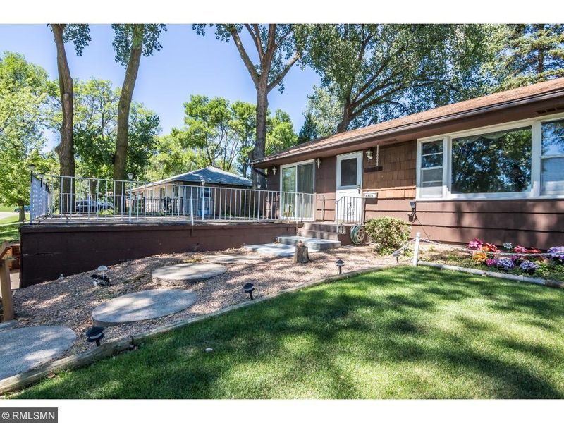 8404 58th Ave N, New Hope, MN 55428