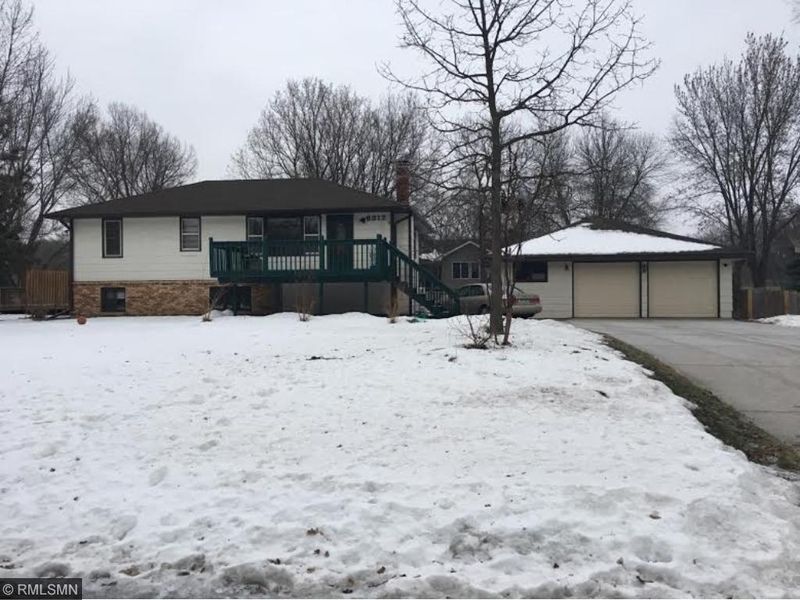 8312 Emerson Ave N, Minneapolis, MN 55444