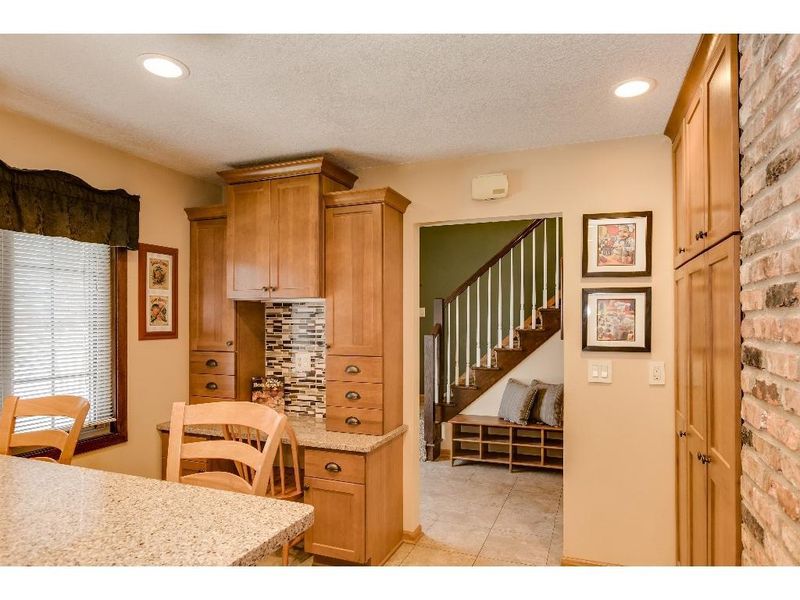 12733 Pheasant Rn, Burnsville, MN 55337