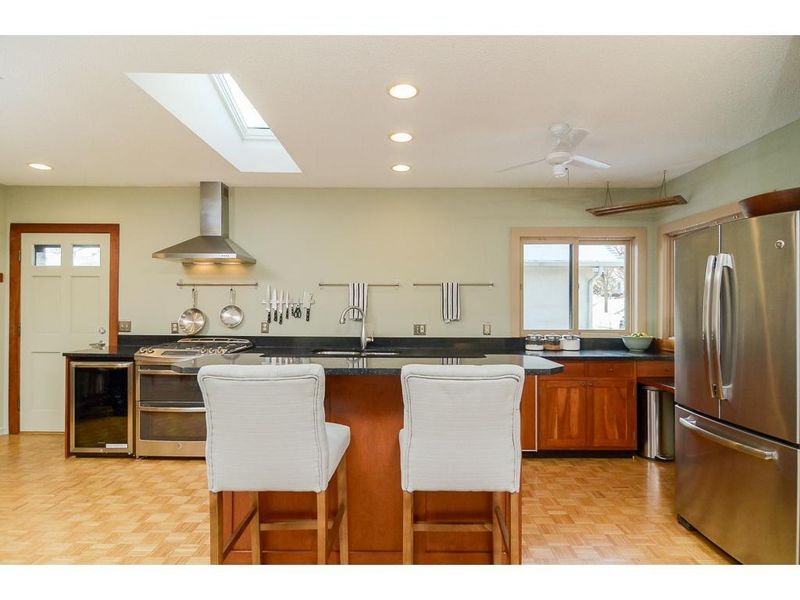5315 Drew Ave S, Minneapolis, MN 55410