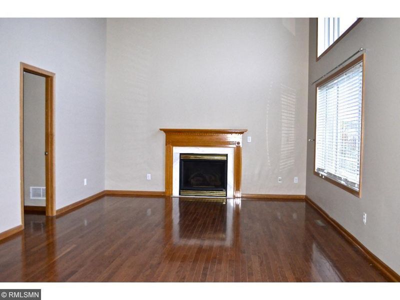 1810 Mathias Rd, Shakopee, MN 55379