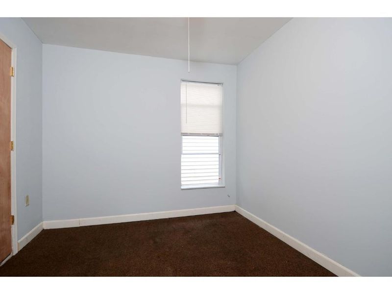 1017 Burr St, Saint Paul, MN 55101