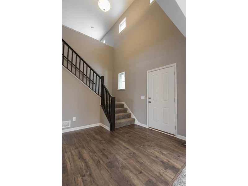 18921 Huxley Ave, Lakeville, MN 55044