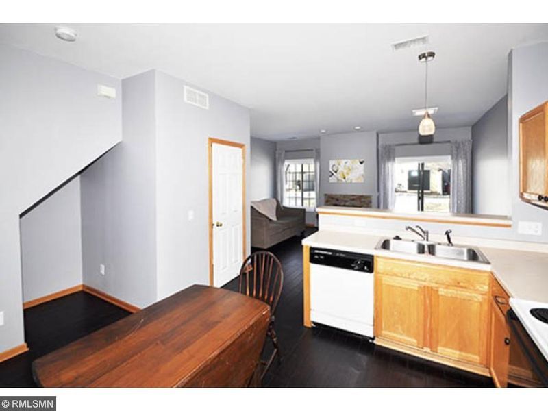 7519 Derby Ln, Shakopee, MN 55379