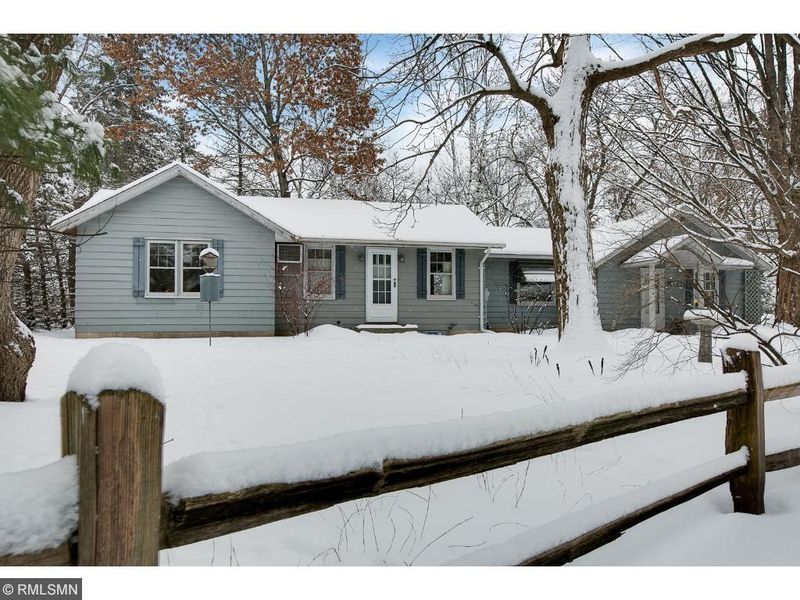 1901 W 106th St, Bloomington, MN 55431