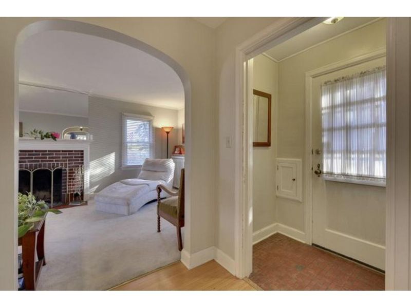 723 Nevada Ave E, Saint Paul, MN 55106