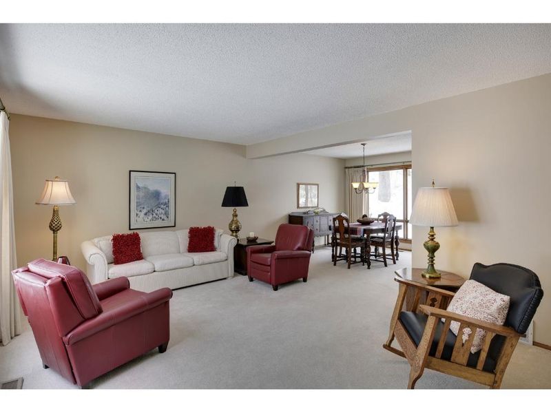 5716 Lake Rose Dr, Minnetonka, MN 55345