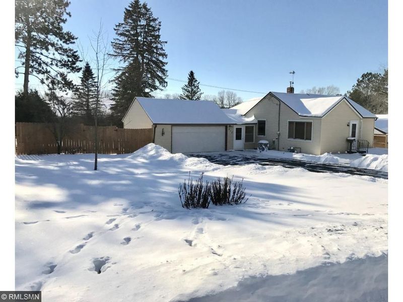 513 Forest Ave W, Mora, MN 55051