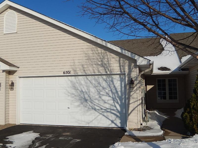 6501 Brook Ln, Savage, MN 55378