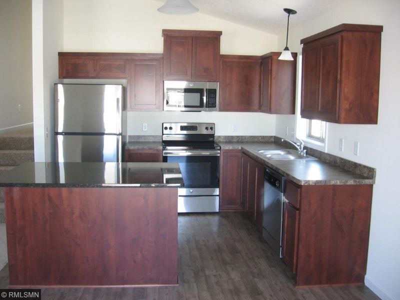 6953 92nd, Monticello, MN 55362