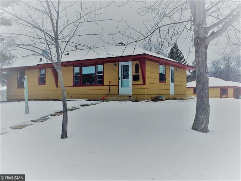 10825 Quinn Ave S, Bloomington, MN 55437