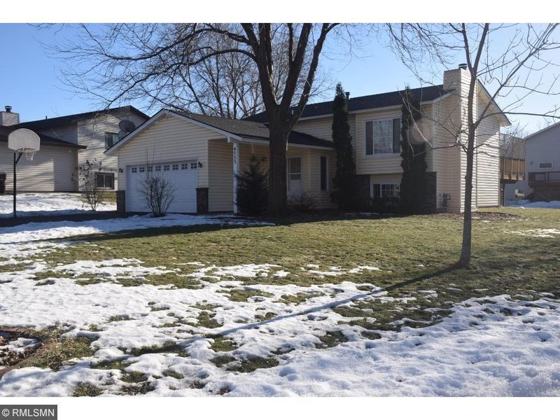 4733 W Wind Trl, Eagan, MN 55122