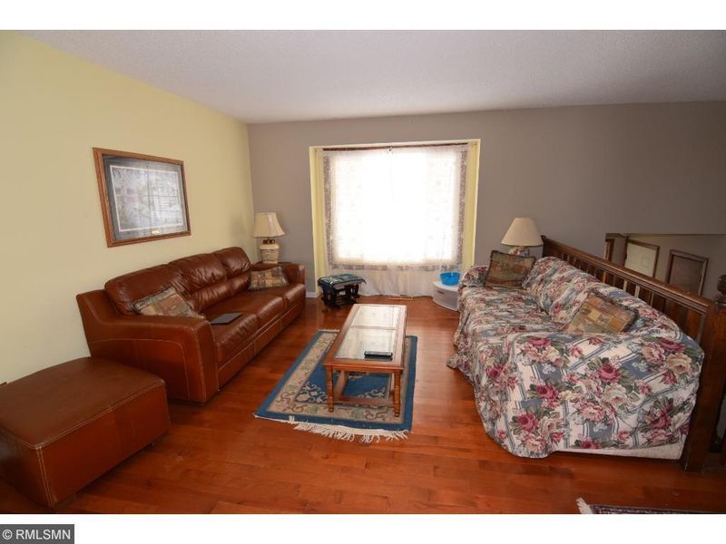 4733 W Wind Trl, Eagan, MN 55122