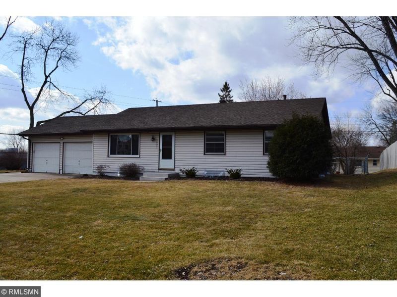 5801 Cavell Ave N, New Hope, MN 55428
