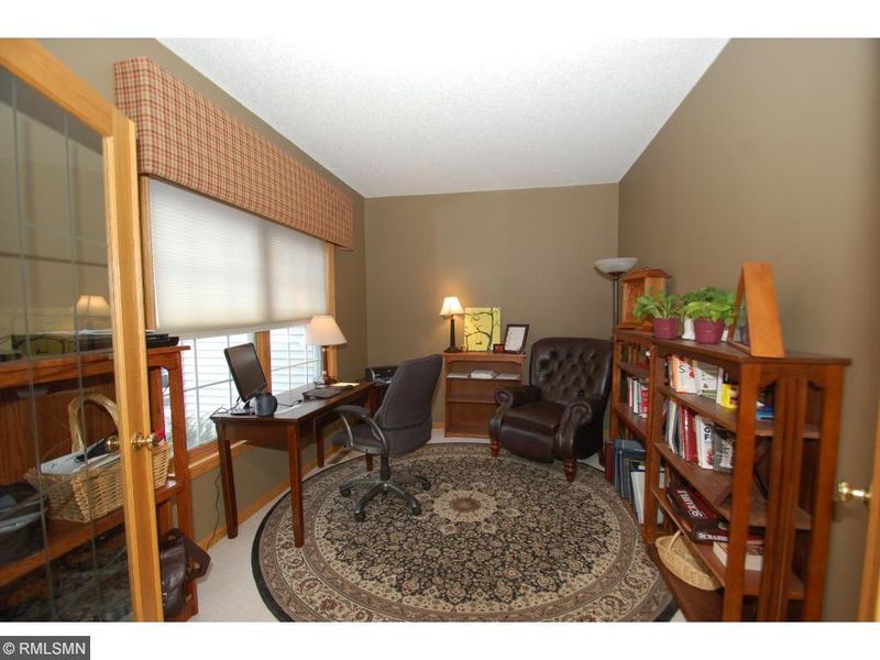 13907 Fallbrook Way, Apple Valley, MN 55124