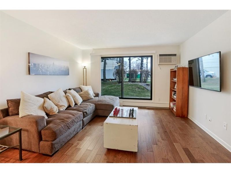 3912 Foss Rd #102, Fridley, MN 55421