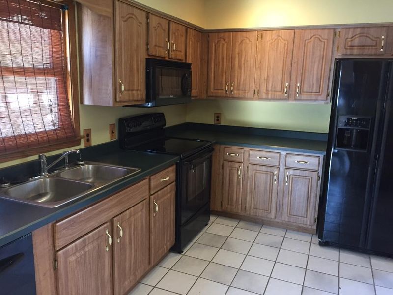 3508 66th Ave N, Brooklyn Center, MN 55429