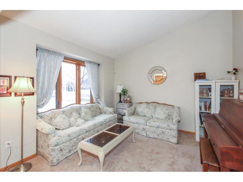 3501 91st Crescent N, Brooklyn Park, MN 55443
